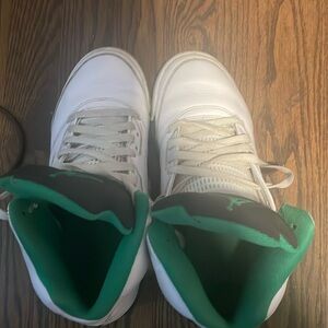 Jordan 5 retro. Overall good condition.